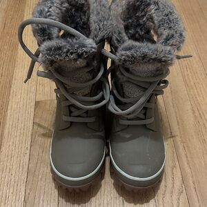 Bogs Women's Gray Faux-Fur Lace-Up Winter Boots